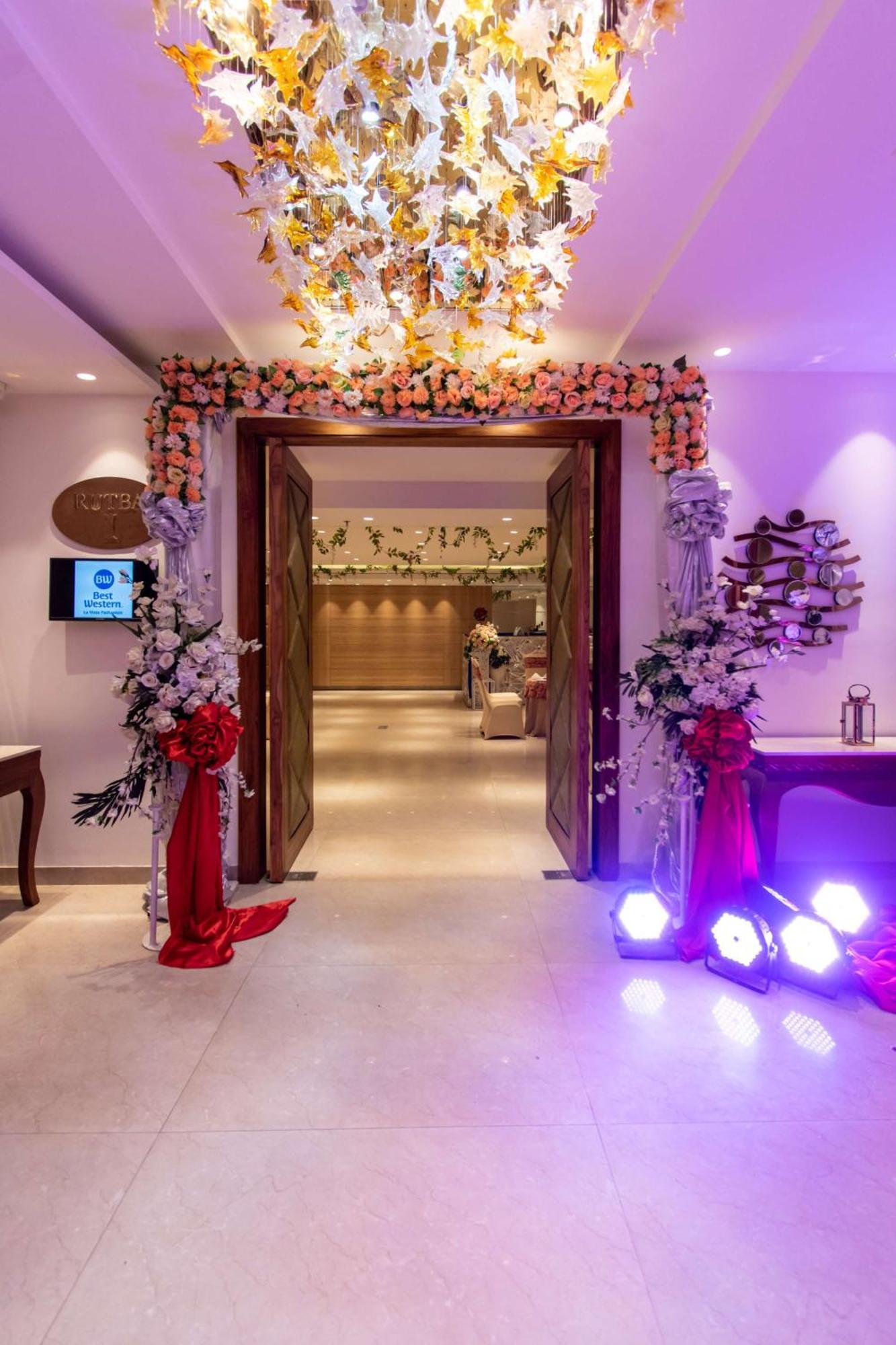 Best Western La Vista Pathānkot Zewnętrze zdjęcie