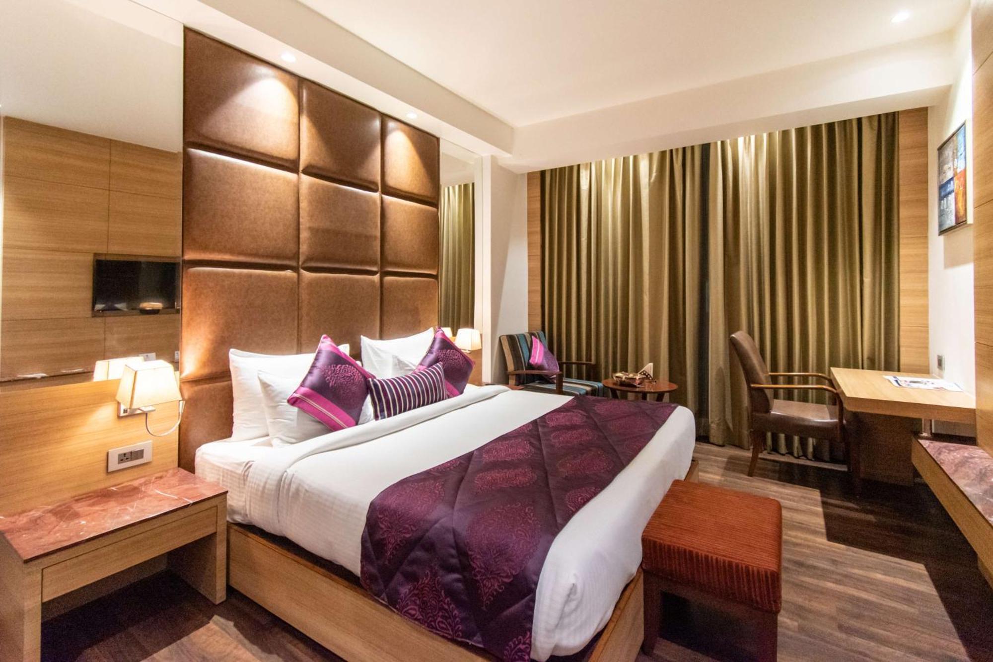 Best Western La Vista Pathānkot Zewnętrze zdjęcie