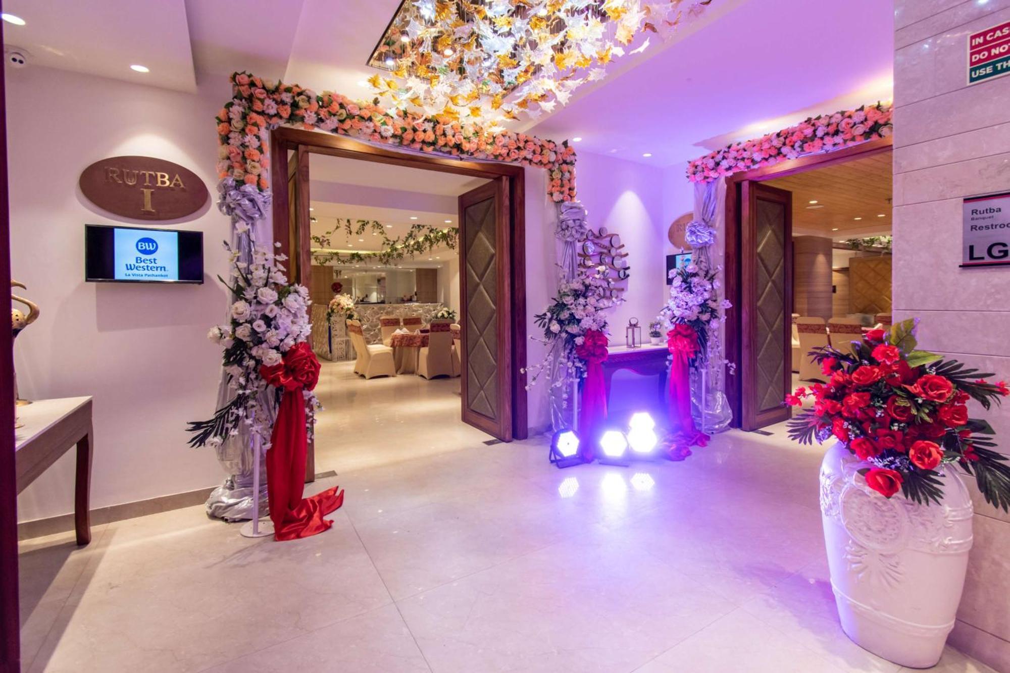 Best Western La Vista Pathānkot Zewnętrze zdjęcie